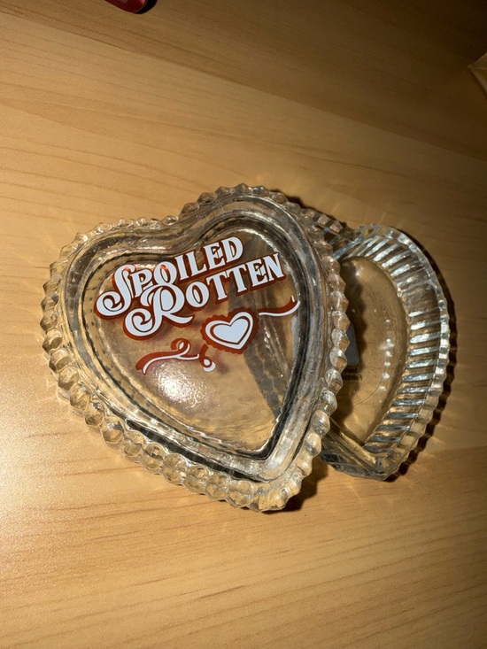 Urban Outfitters Other - Love hurts Beveled glass trinket box